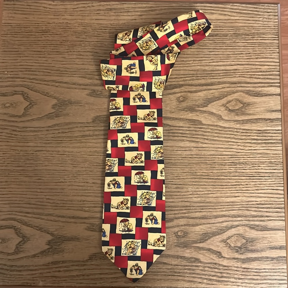 Y2K Silk Winnie the Pooh‎ Tie